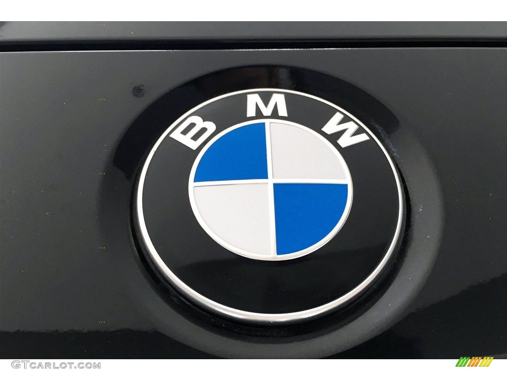 2018 3 Series 330i Sedan - Black Sapphire Metallic / Black photo #33