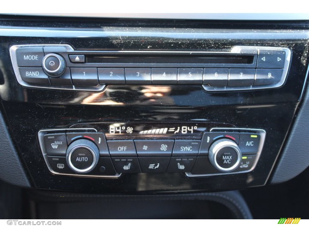 2019 X1 sDrive28i - Jet Black / Black photo #17