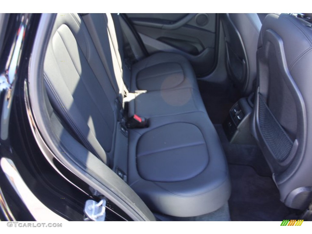 2019 X1 sDrive28i - Jet Black / Black photo #28