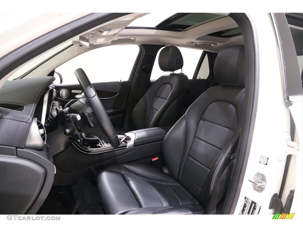 2016 Mercedes-Benz GLC 300 4Matic Front Seat Photos