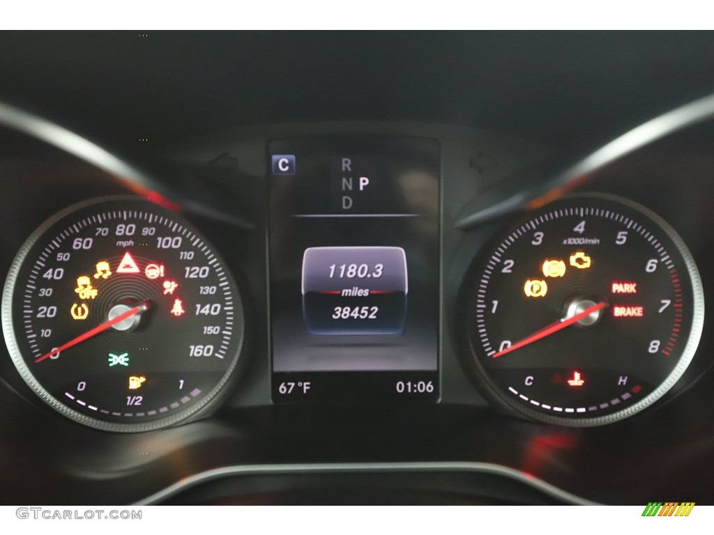 2018 Mercedes-Benz C 300 Sedan Gauges Photos