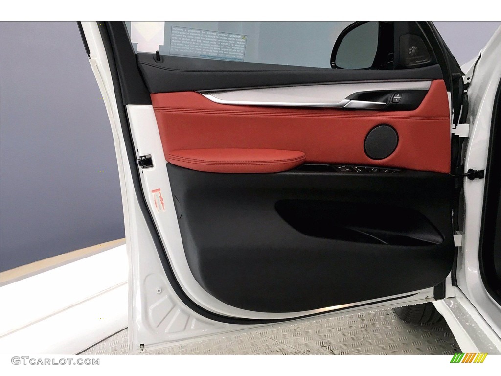 2018 BMW X6 sDrive35i Coral Red/Black Door Panel Photo #140983087