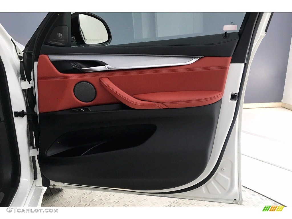 2018 BMW X6 sDrive35i Coral Red/Black Door Panel Photo #140983114