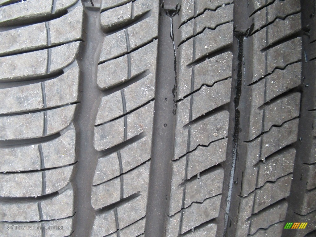 2020 Genesis G70 - Uyuni White / Black/Gray photo #9