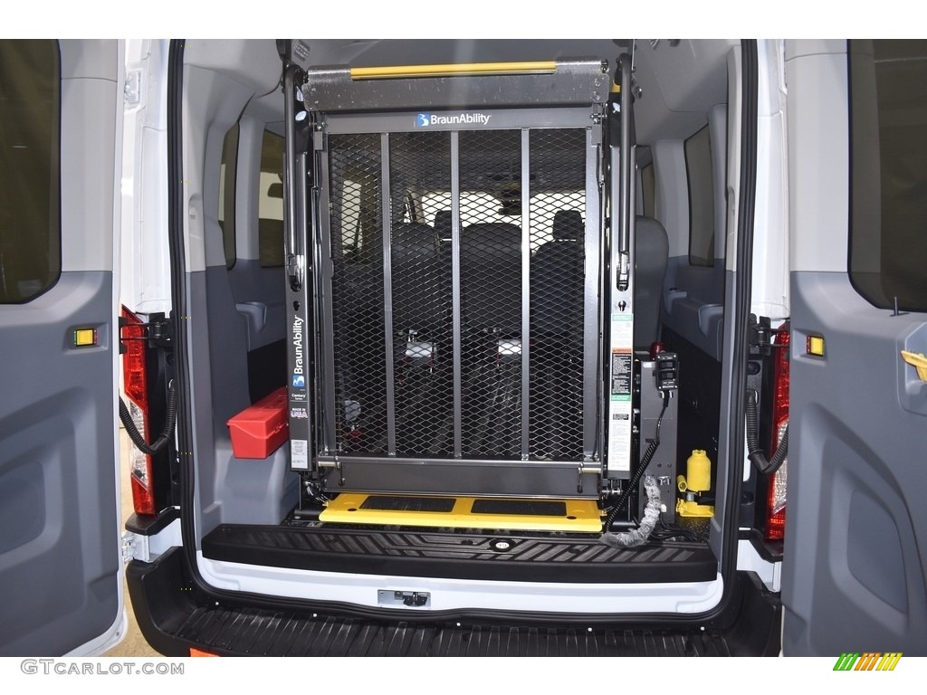 2019 Transit Passenger Wagon XLT 350 MR Long - Oxford White / Charcoal black photo #7