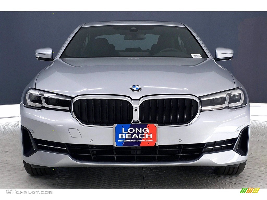 2021 5 Series 530i Sedan - Glacier Silver Metallic / Black photo #2