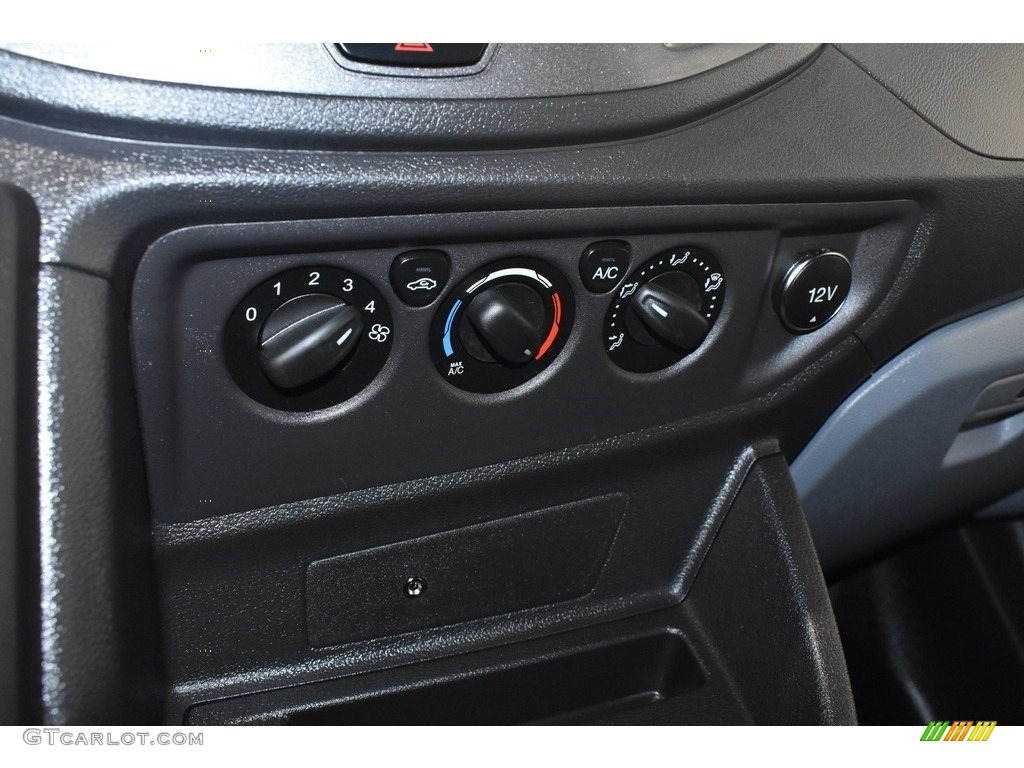 2019 Transit Passenger Wagon XLT 350 MR Long - Oxford White / Charcoal black photo #15