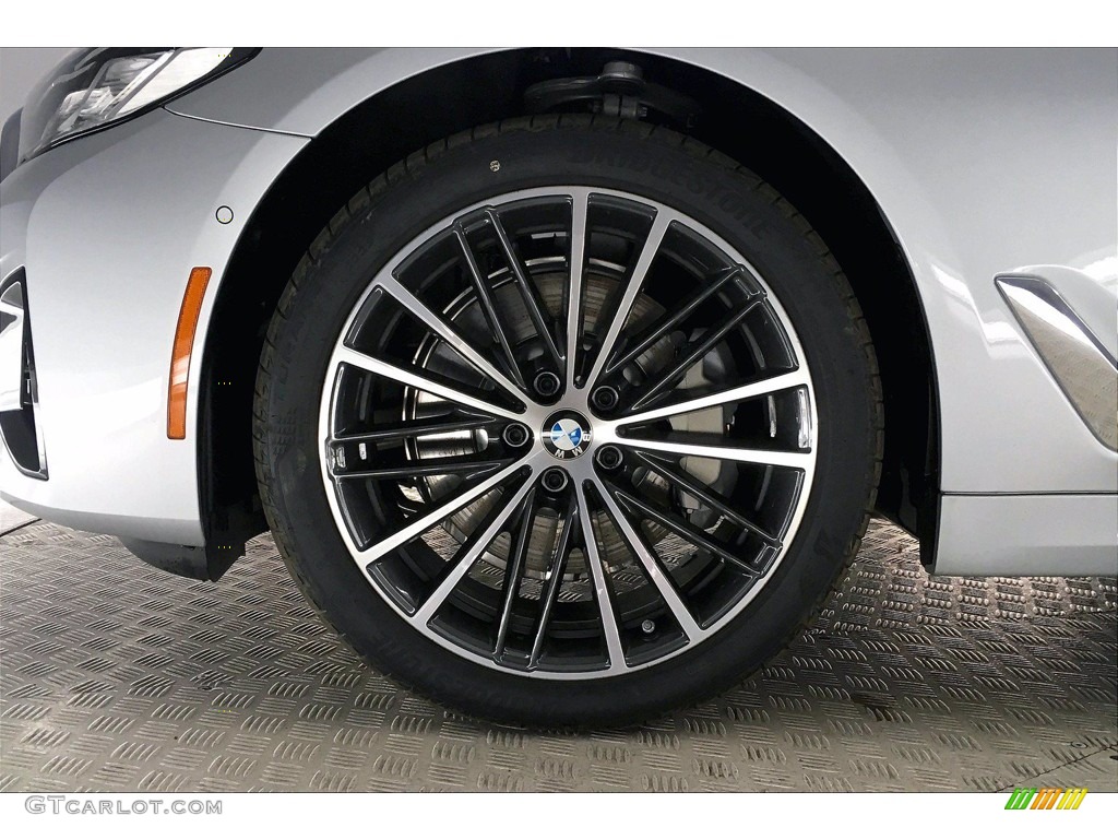 2021 5 Series 530i Sedan - Glacier Silver Metallic / Black photo #13
