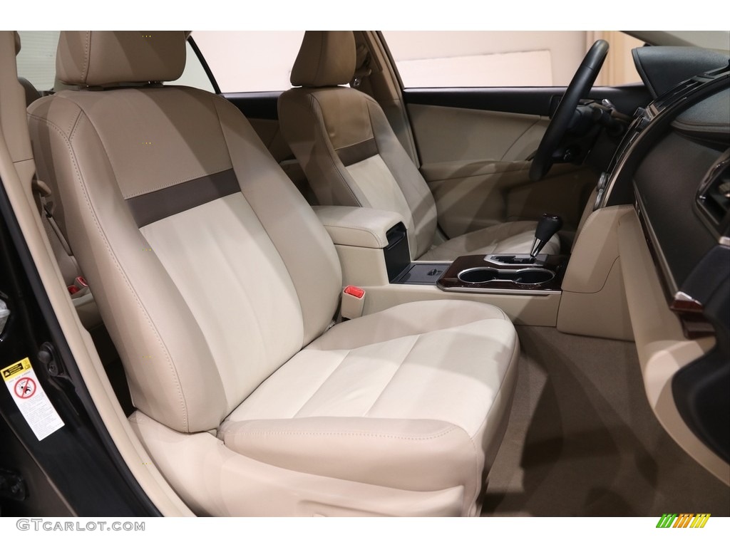 2012 Camry XLE V6 - Attitude Black Metallic / Ivory photo #18
