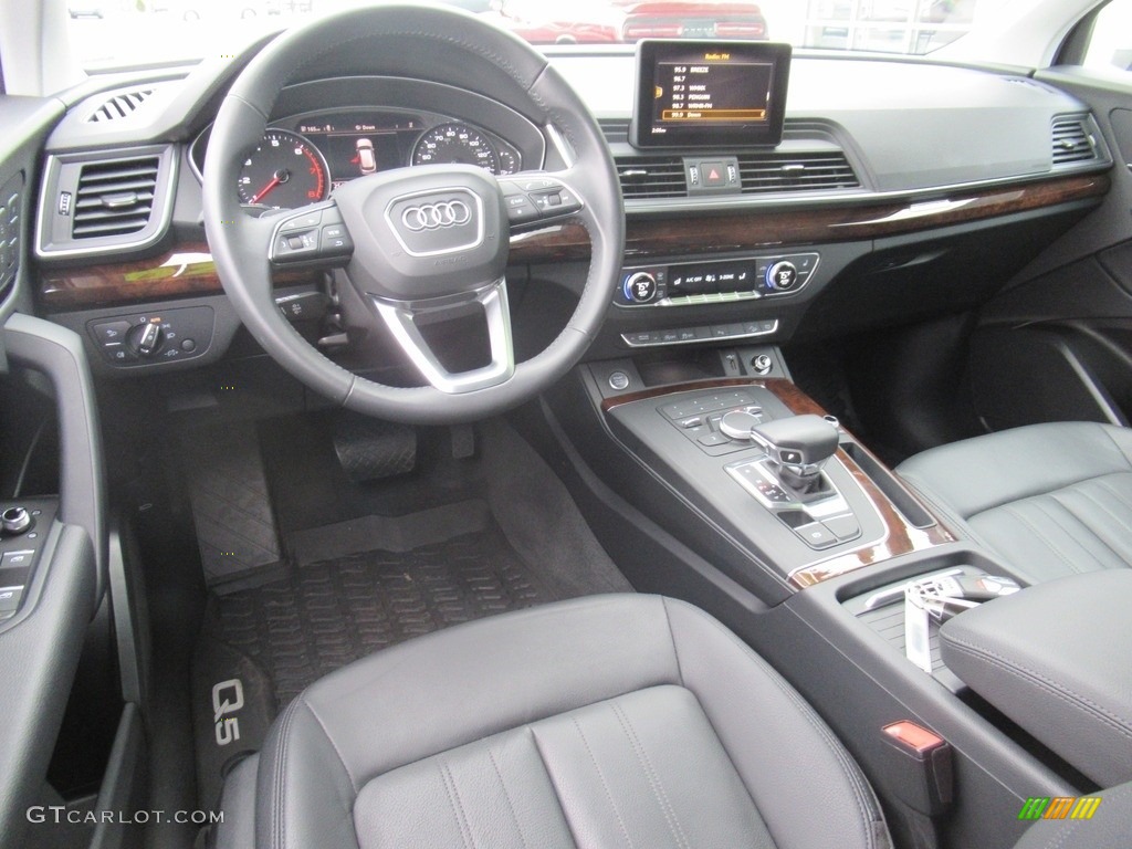 2020 Q5 Premium quattro - Monsoon Gray Metallic / Black photo #15