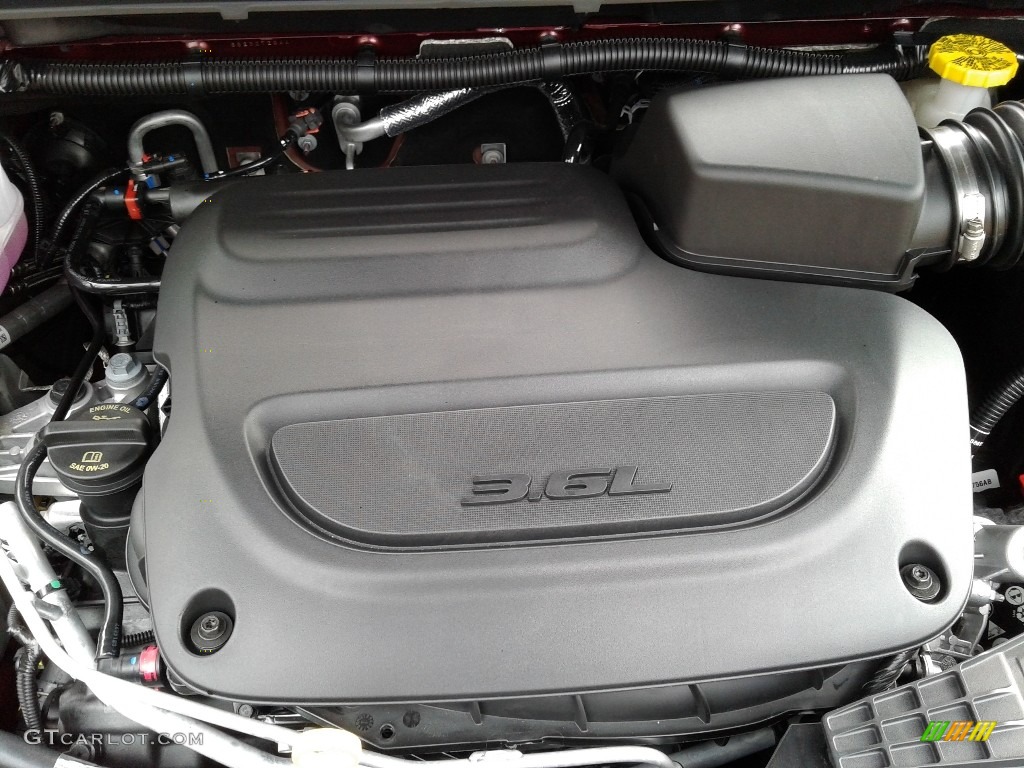 2021 Chrysler Pacifica Touring Engine Photos