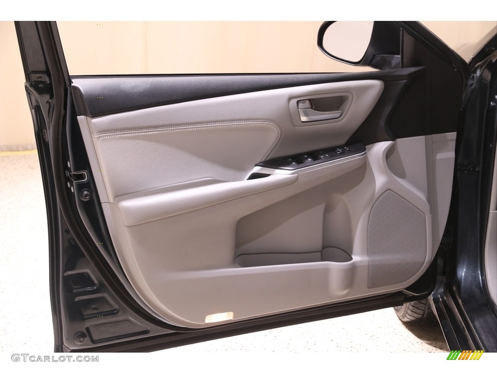 2017 Camry XLE - Cosmic Gray Mica / Ash photo #4