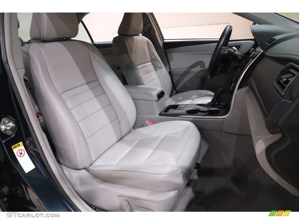 2017 Camry XLE - Cosmic Gray Mica / Ash photo #16