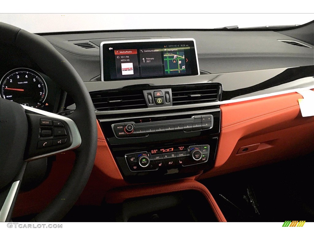 2021 BMW X2 sDrive28i Magma Red Dashboard Photo #140989797