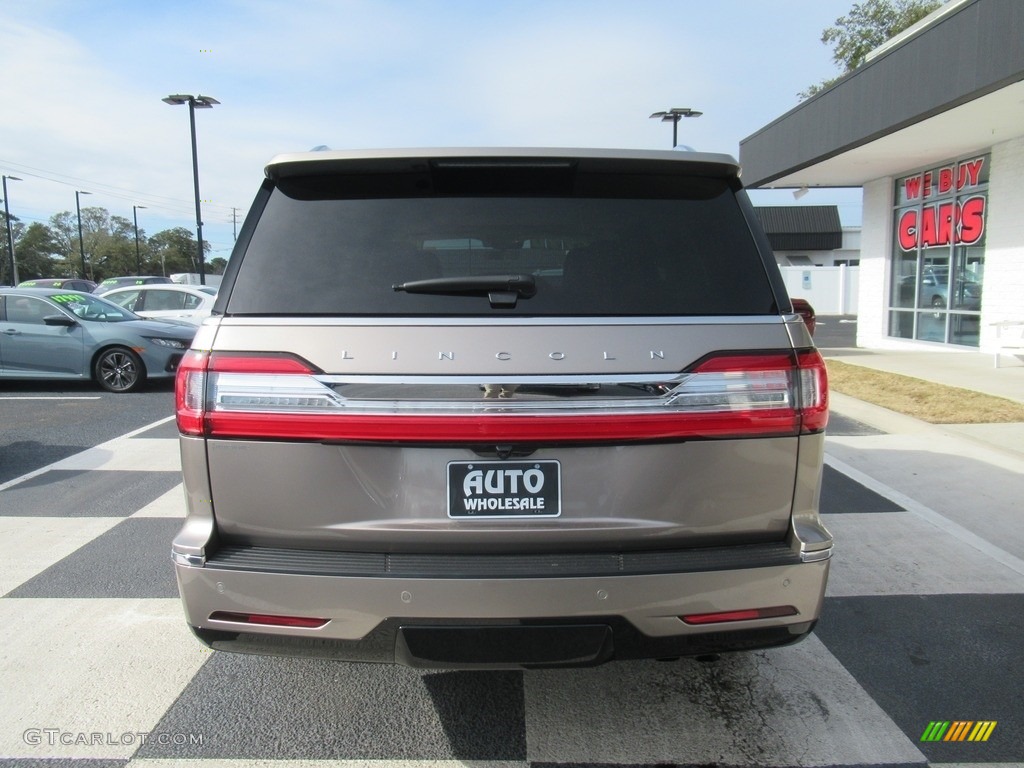 2018 Navigator Reserve 4x4 - Iced Mocha Metallic / Cappuccino photo #4