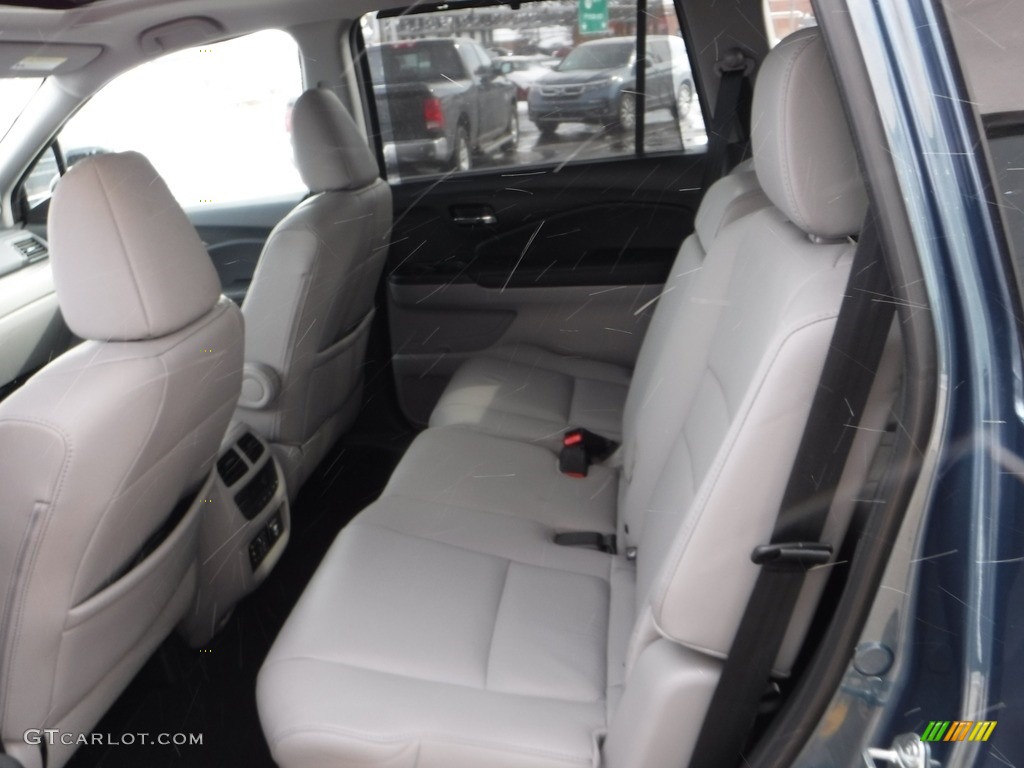 2017 Honda Pilot EX-L AWD Rear Seat Photo #140992446