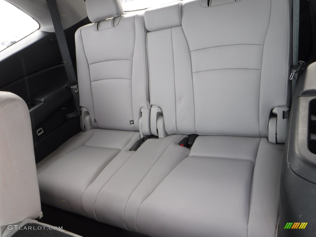 Gray Interior 2017 Honda Pilot EX-L AWD Photo #140992470