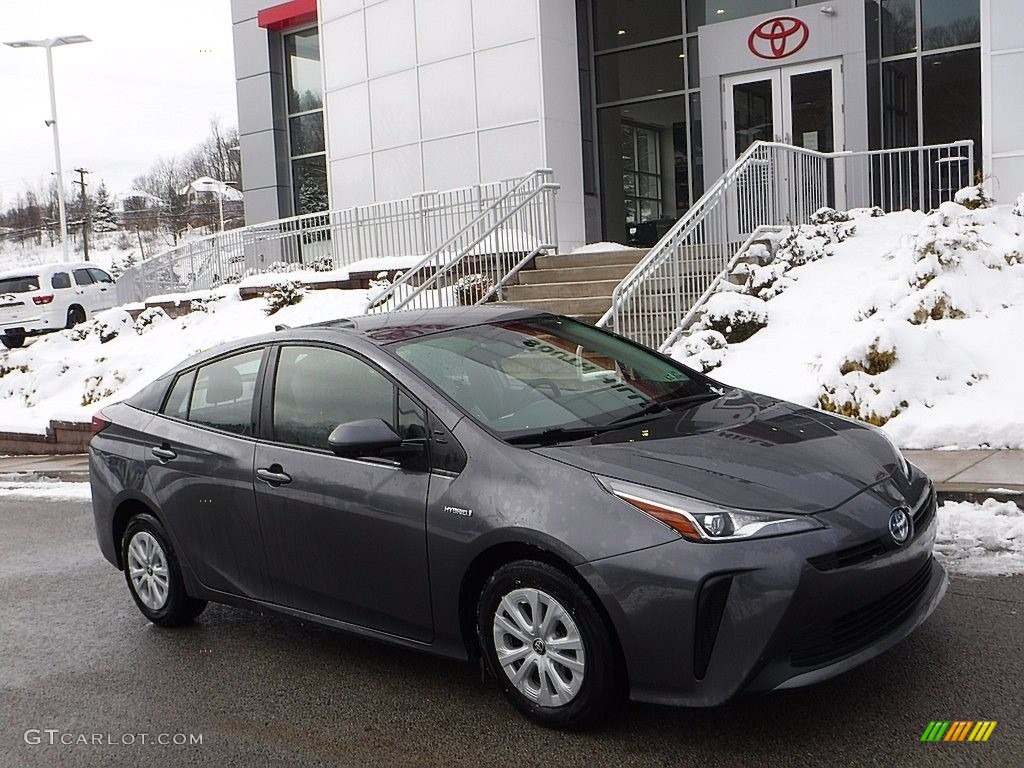 2019 Prius L Eco - Magnetic Grey Metallic / Moonstone photo #1