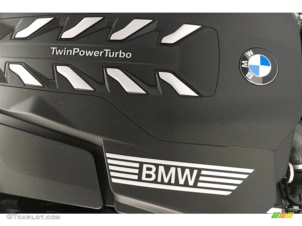 2021 BMW 7 Series 750i xDrive Sedan Marks and Logos Photos