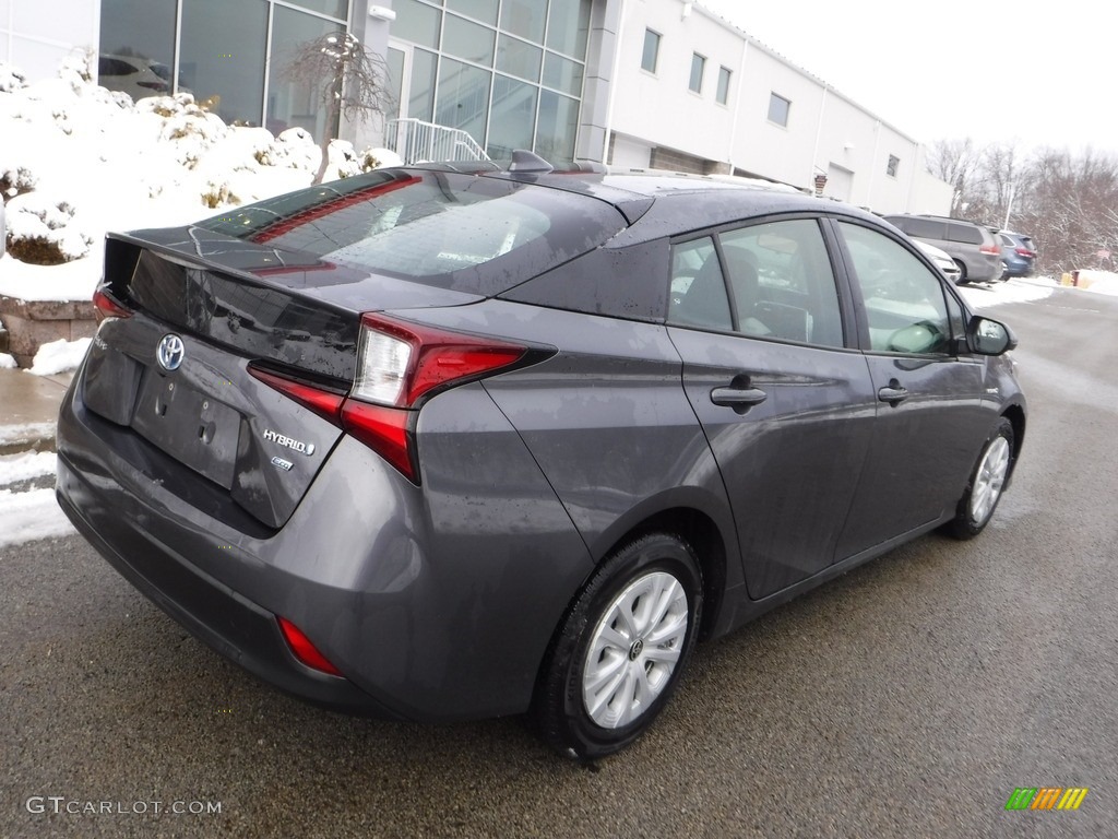 2019 Prius L Eco - Magnetic Grey Metallic / Moonstone photo #12