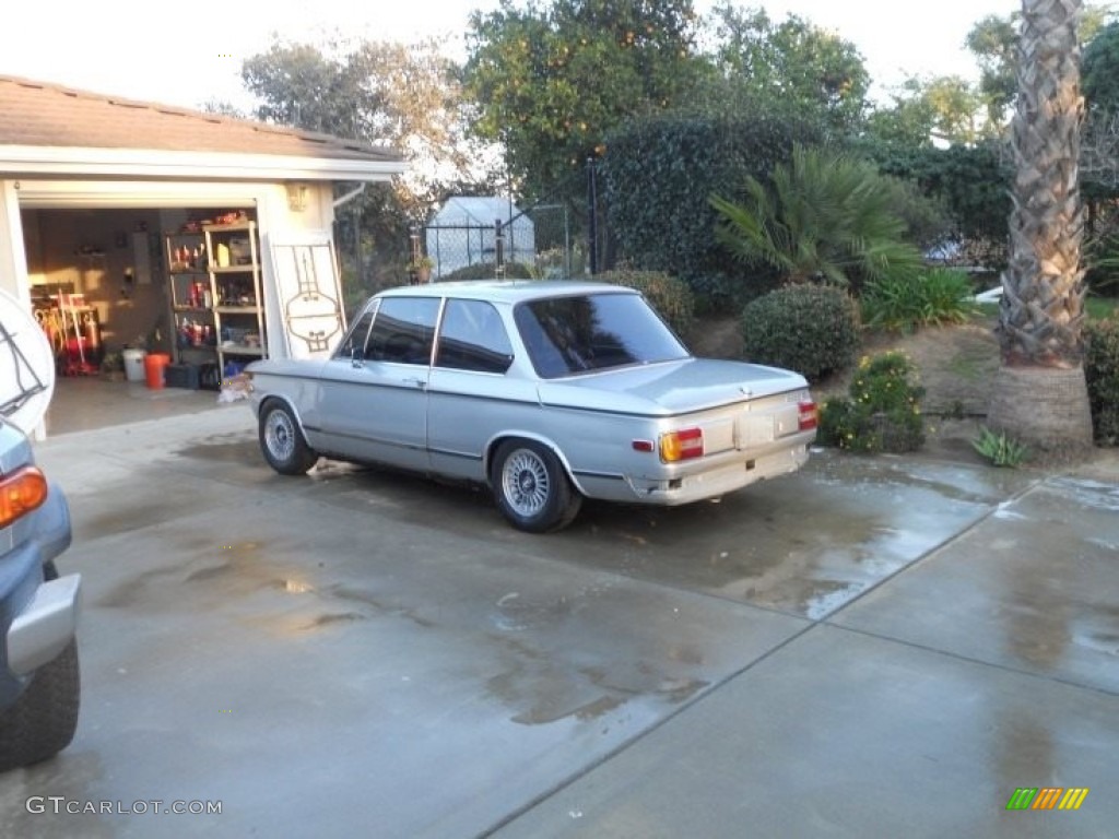 Silver 1975 BMW 2002 Standard 2002 Model Exterior Photo #140994483