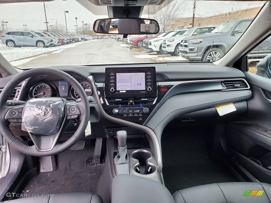 2021 Toyota Camry SE Black Dashboard Photo #140996991