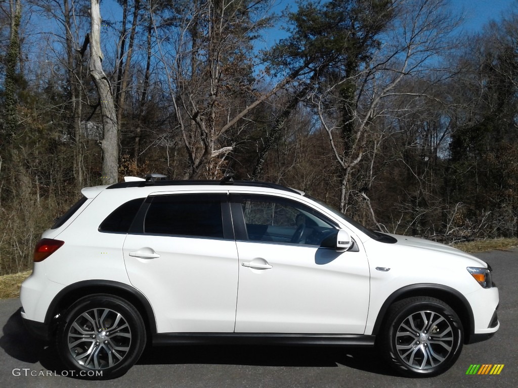 Diamond White Pearl 2018 Mitsubishi Outlander Sport SEL AWC Exterior Photo #140997588
