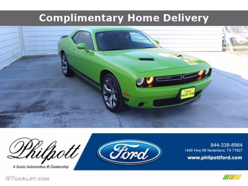 2017 Challenger SXT - Green Go / Black photo #1