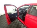 Absolutely Red - Yaris L 5 Door Photo No. 19