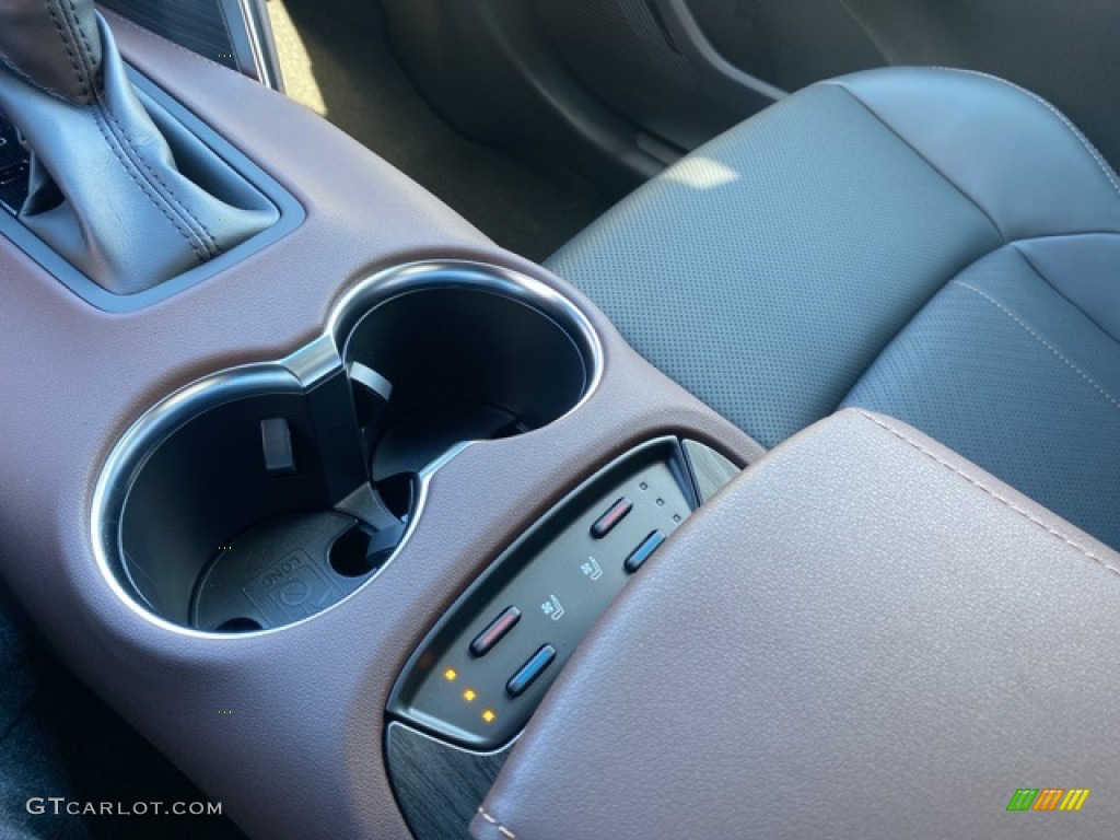 2021 Venza Hybrid Limited AWD - Blueprint / Black photo #18