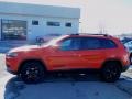Spitfire Orange - Cherokee Altitude 4x4 Photo No. 9