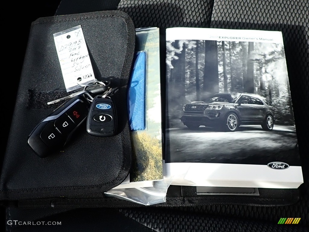 2017 Explorer XLT 4WD - Ingot Silver / Ebony Black photo #29