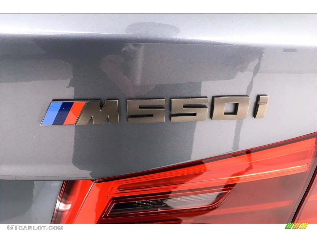 2018 BMW 5 Series M550i xDrive Sedan Marks and Logos Photo #141012077