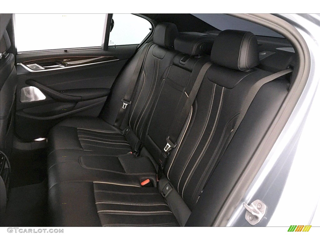 2018 BMW 5 Series M550i xDrive Sedan Rear Seat Photo #141012695