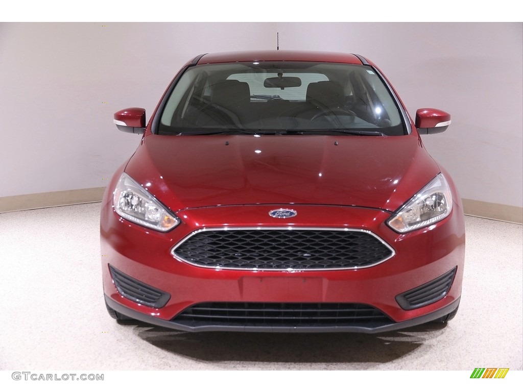 2016 Focus SE Hatch - Ruby Red / Charcoal Black photo #2