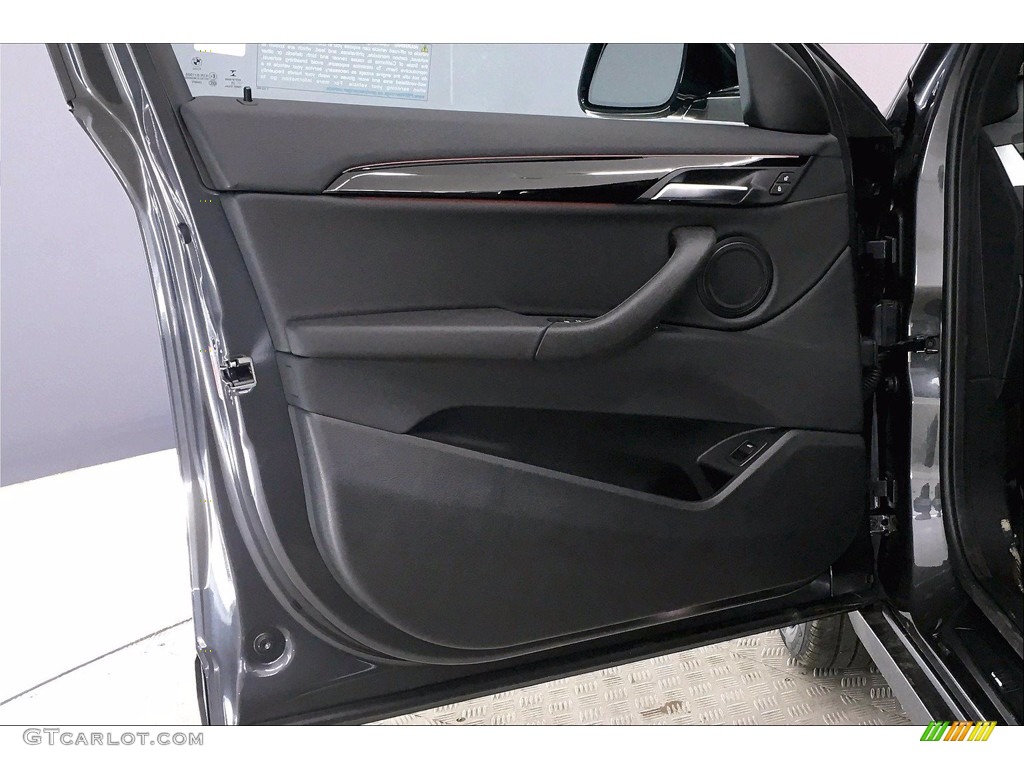 2021 X2 sDrive28i - Mineral Gray Metallic / Black photo #14