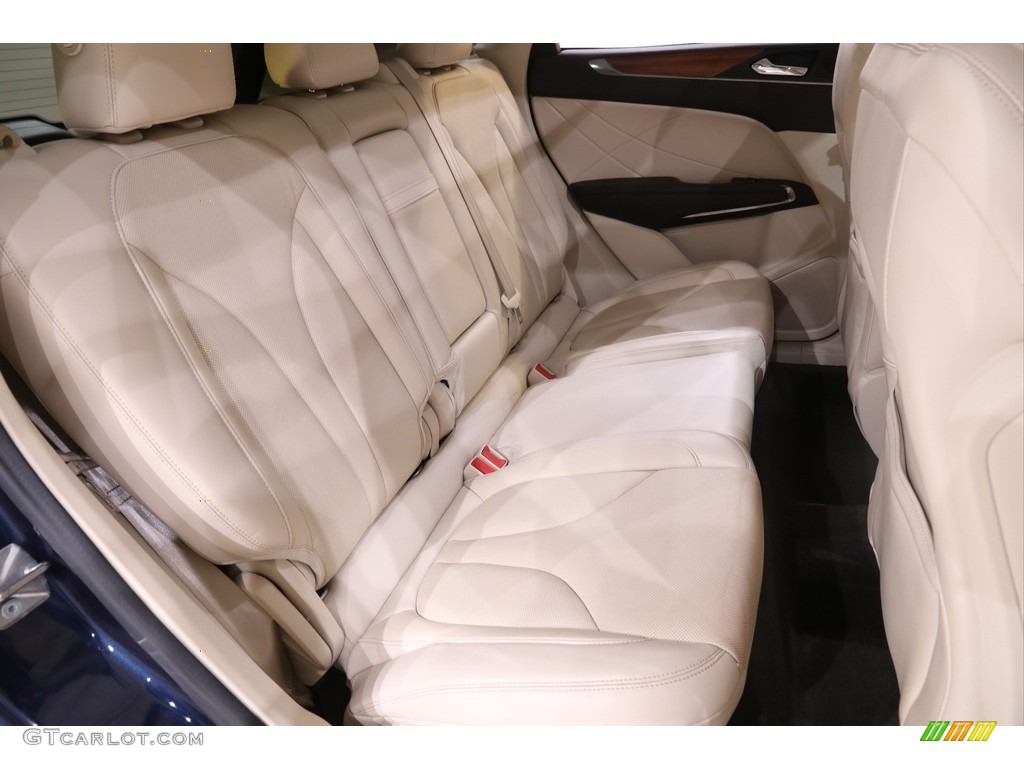 2016 Lincoln MKC Reserve AWD Rear Seat Photo #141022225
