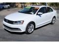 Front 3/4 View of 2017 Jetta SEL