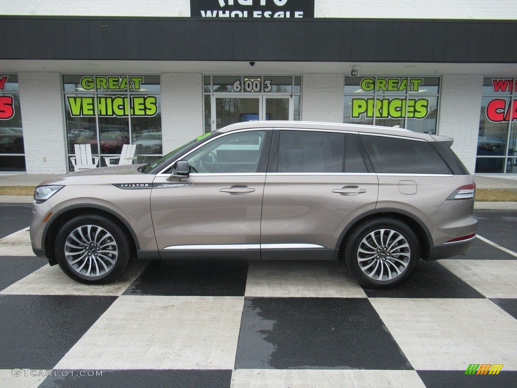 2020 Aviator Reserve - Iced Mocha / Sandstone photo #1