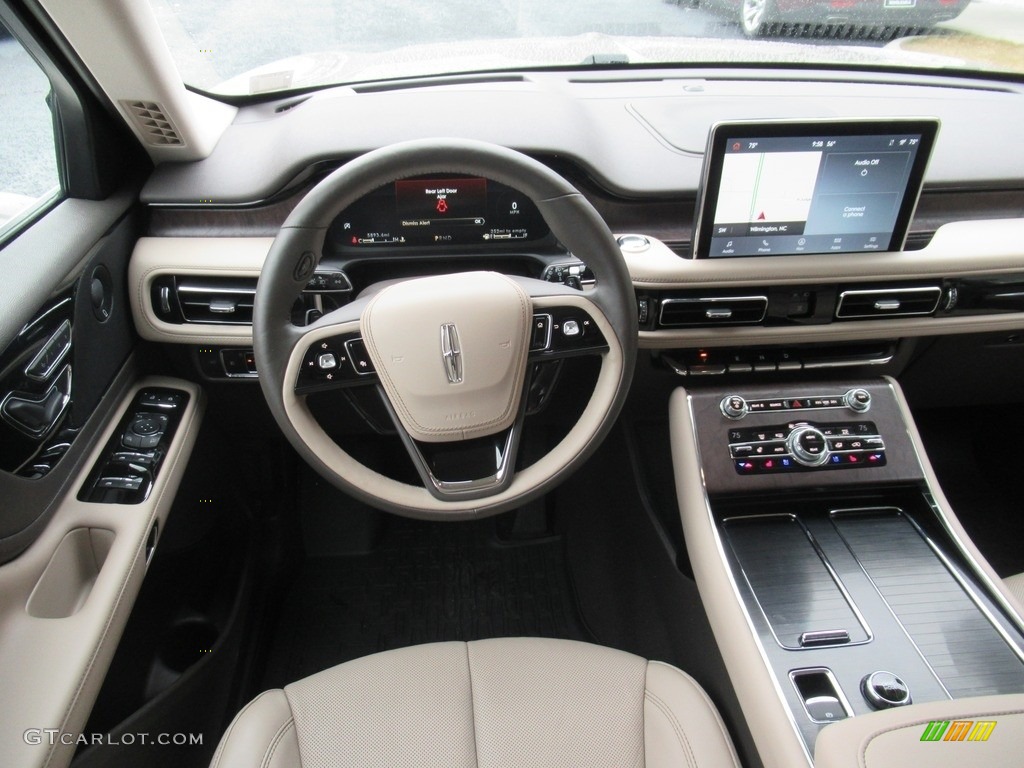 2020 Aviator Reserve - Iced Mocha / Sandstone photo #15