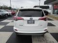 Super White - RAV4 XLE Photo No. 4