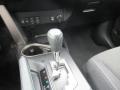 Super White - RAV4 XLE Photo No. 19