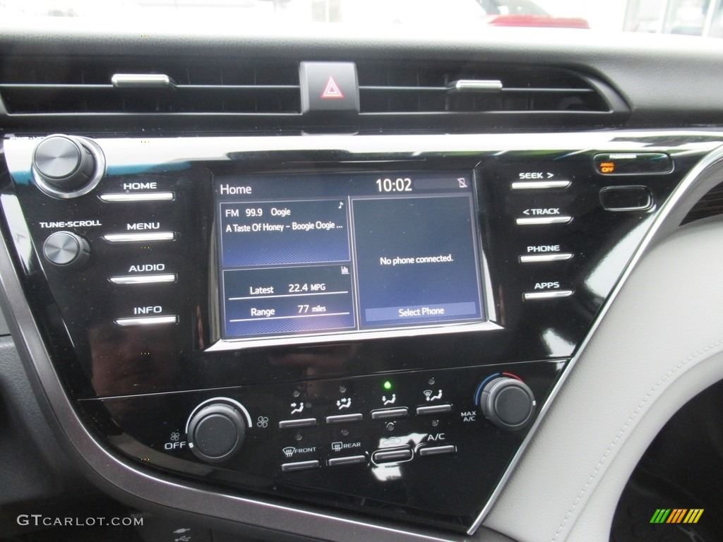 2018 Camry LE - Predawn Gray Mica / Ash photo #17