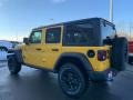 Hellayella - Wrangler Unlimited Willys 4x4 Photo No. 6