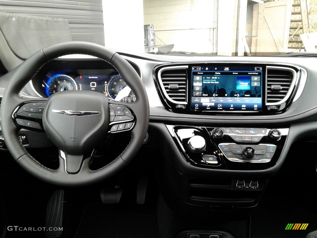 2021 Pacifica Touring - Ceramic Gray / Black photo #19