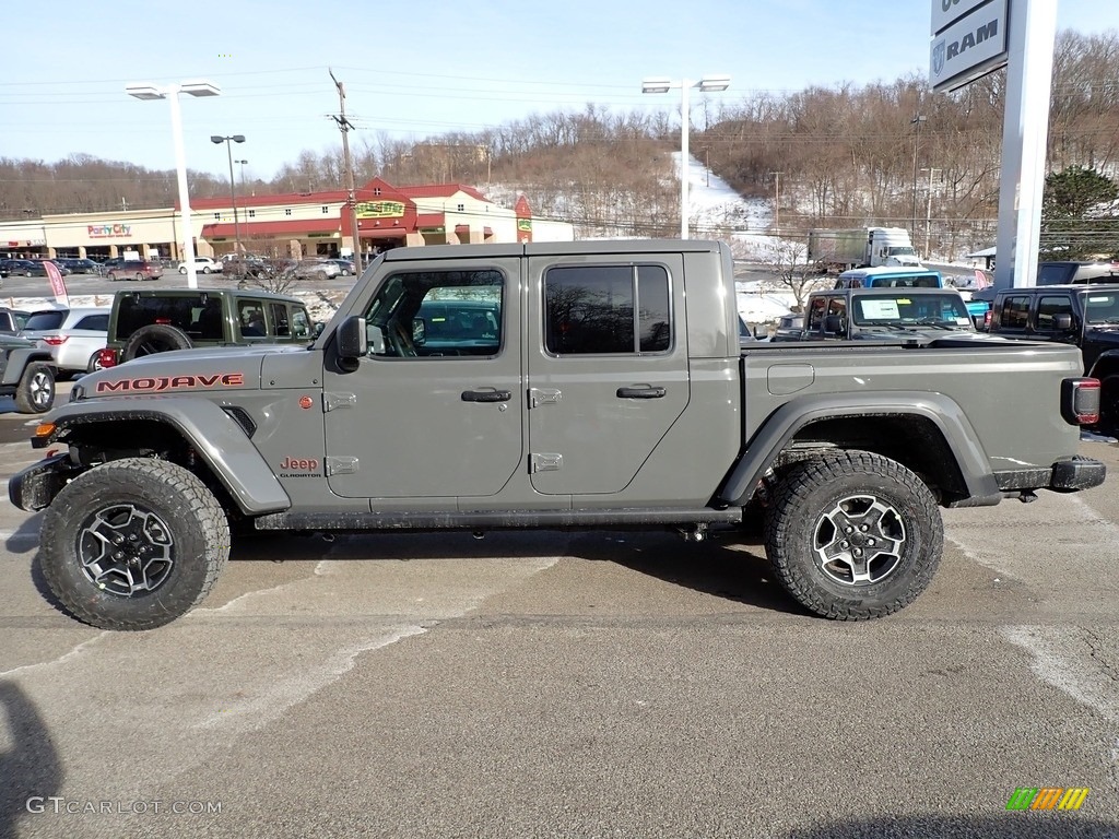 2021 Gladiator Mojave 4x4 - Sting-Gray / Black photo #2