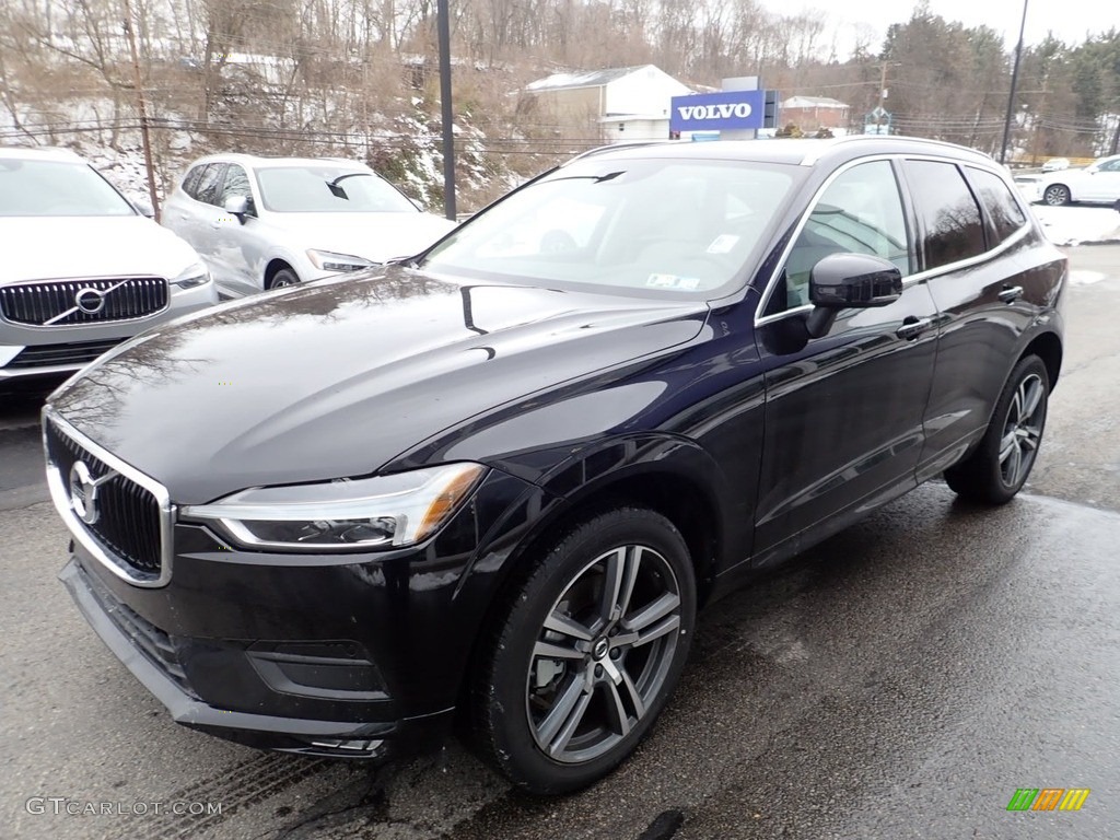 2021 XC60 T6 AWD Momentum - Onyx Black Metallic / Blonde/Charcoal photo #5