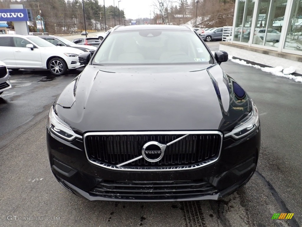 2021 XC60 T6 AWD Momentum - Onyx Black Metallic / Blonde/Charcoal photo #6
