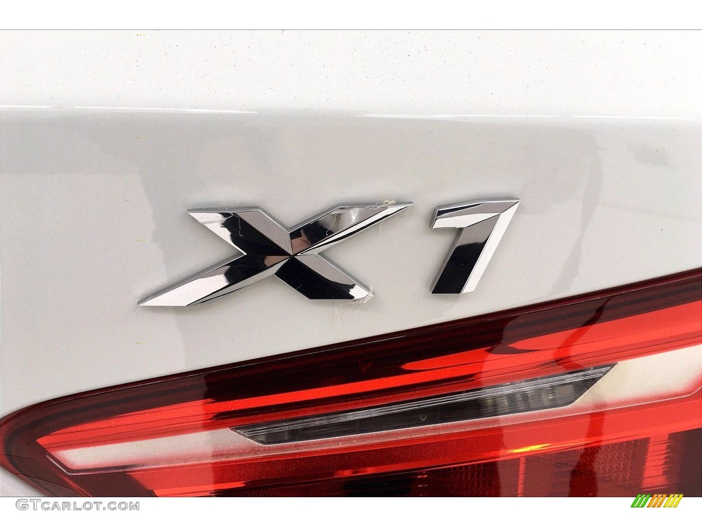 2018 X1 sDrive28i - Alpine White / Black photo #7