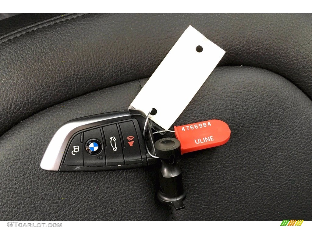 2018 X1 sDrive28i - Alpine White / Black photo #11